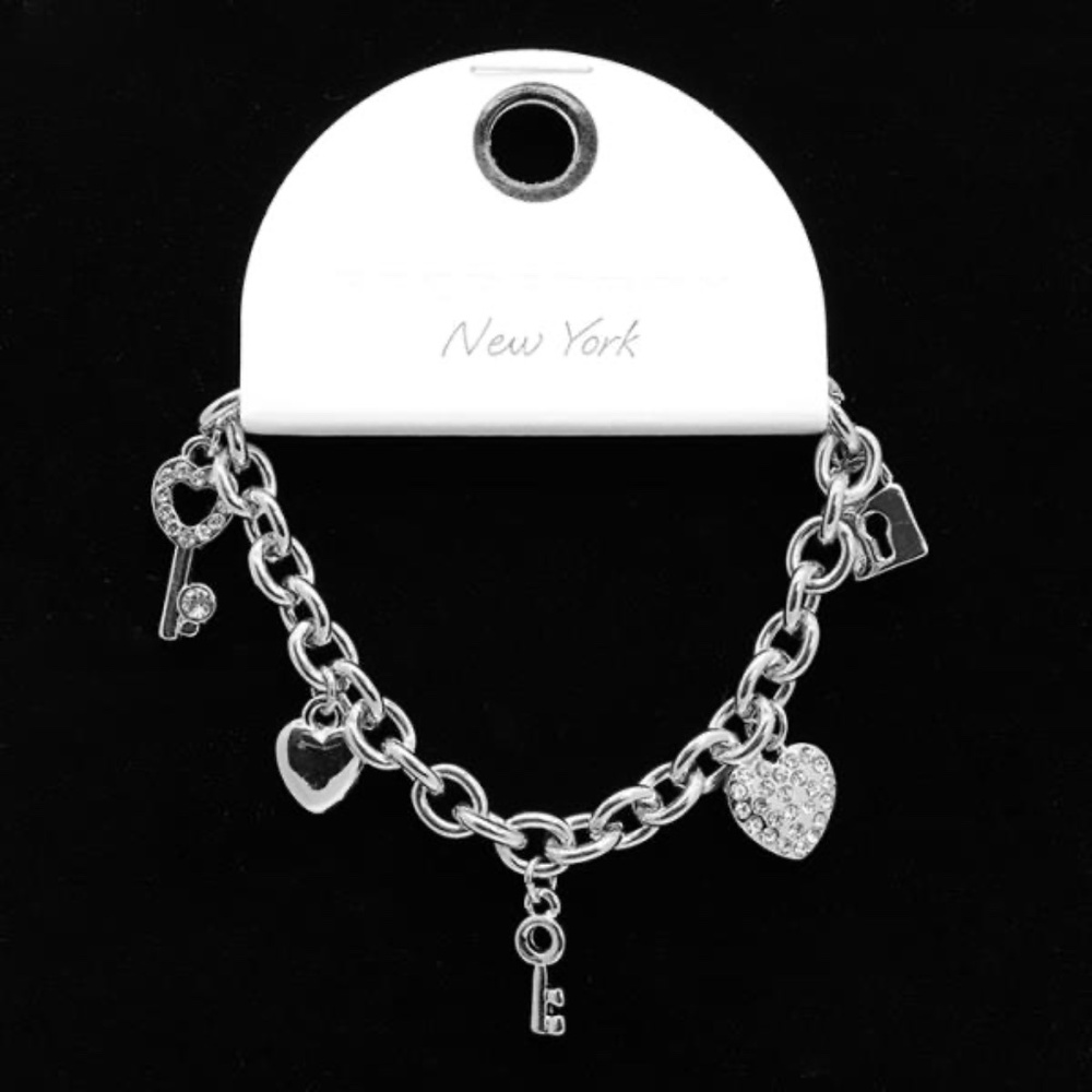 Secret Box New York Key Heart Charm Link Metal Bracelet (J)